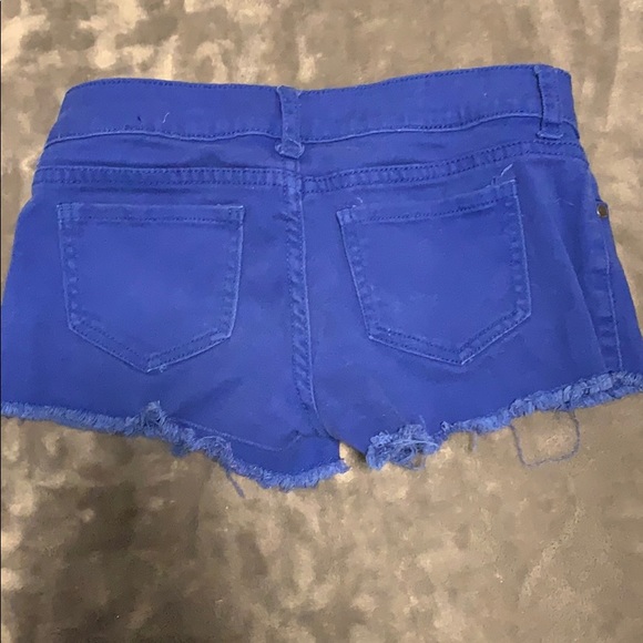 Shorts - Picture 2 of 2